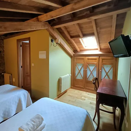 托雷布兰卡旅馆 3*