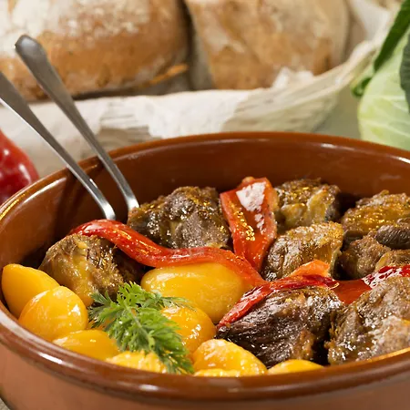 托雷布兰卡旅馆 酒店