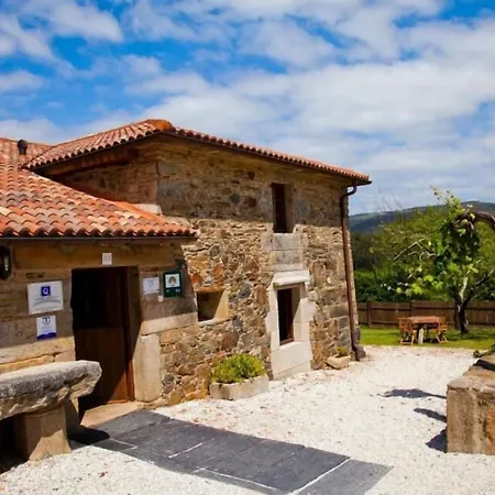 A Casa Da Torre Branca 3* A Torre Branca