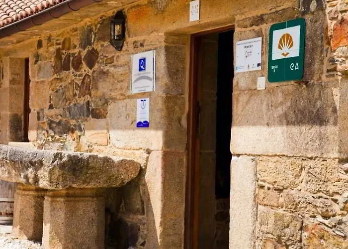 A Casa Da Torre Branca Hotell 3*